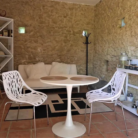 L'ermitage Πανσιόν 3*
