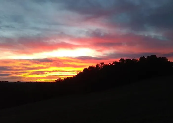 ゲストハウス L'ermitage 3*